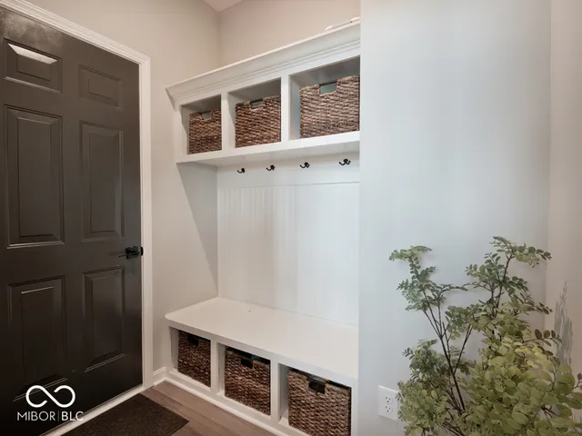 $569,900 | 6475 Teakwood Way, McCordsville, IN 46055