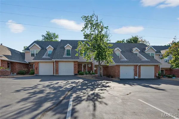 $260,000 | 1019 Pocono Trail, Ballwin, MO 63021