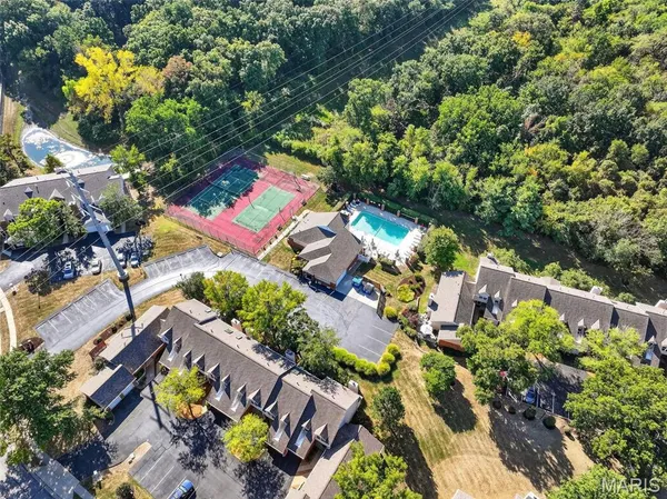 $260,000 | 1019 Pocono Trail, Ballwin, MO 63021