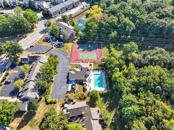 $260,000 | 1019 Pocono Trail, Ballwin, MO 63021