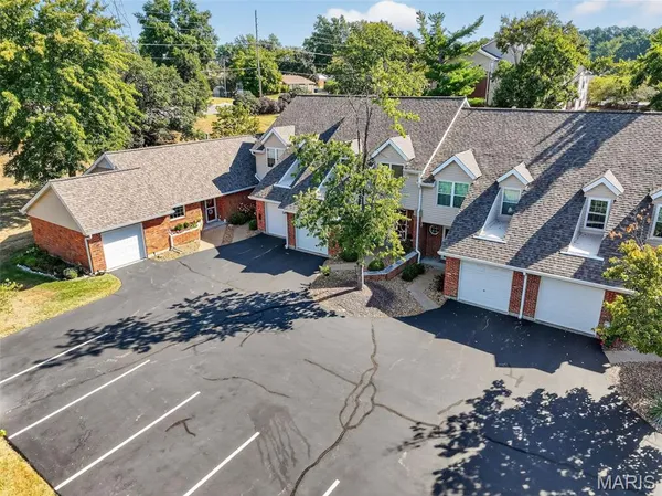 $260,000 | 1019 Pocono Trail, Ballwin, MO 63021