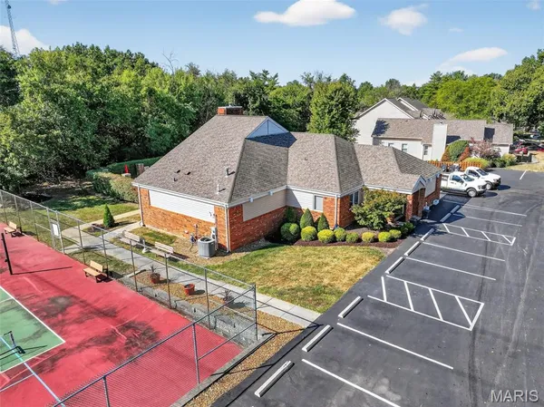 $260,000 | 1019 Pocono Trail, Ballwin, MO 63021