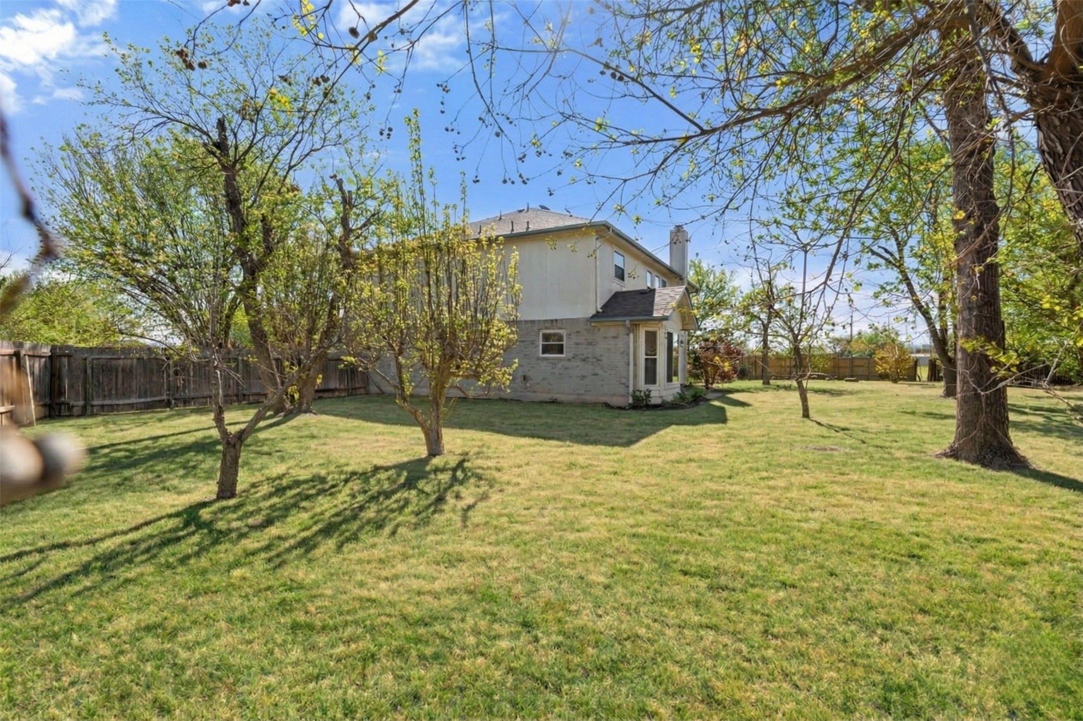 1011 Hayden Way Round Rock, TX 78664 - Photo 20 of 23 a view of a yard with a house