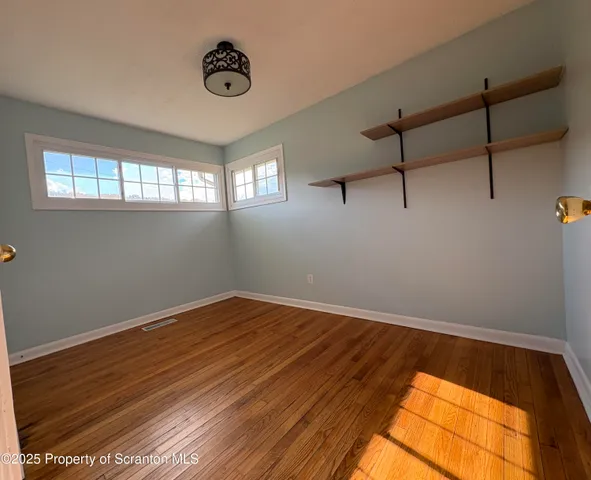 $214,900 | 812 Old Winola Road, Clarks Summit, PA 18411