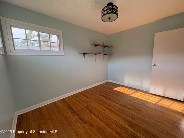 $214,900 | 812 Old Winola Road, Clarks Summit, PA 18411