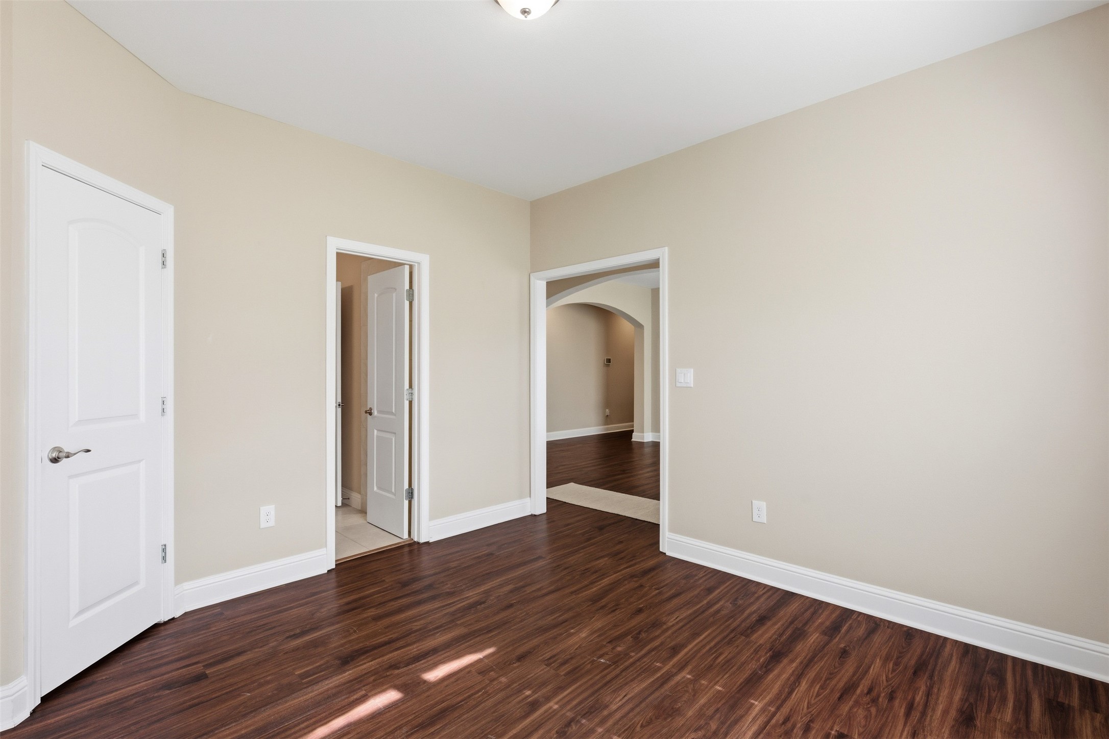 31602 Cypress Circle Waller, TX 77484 - Photo 7 of 32 a view of empty room with wooden floor