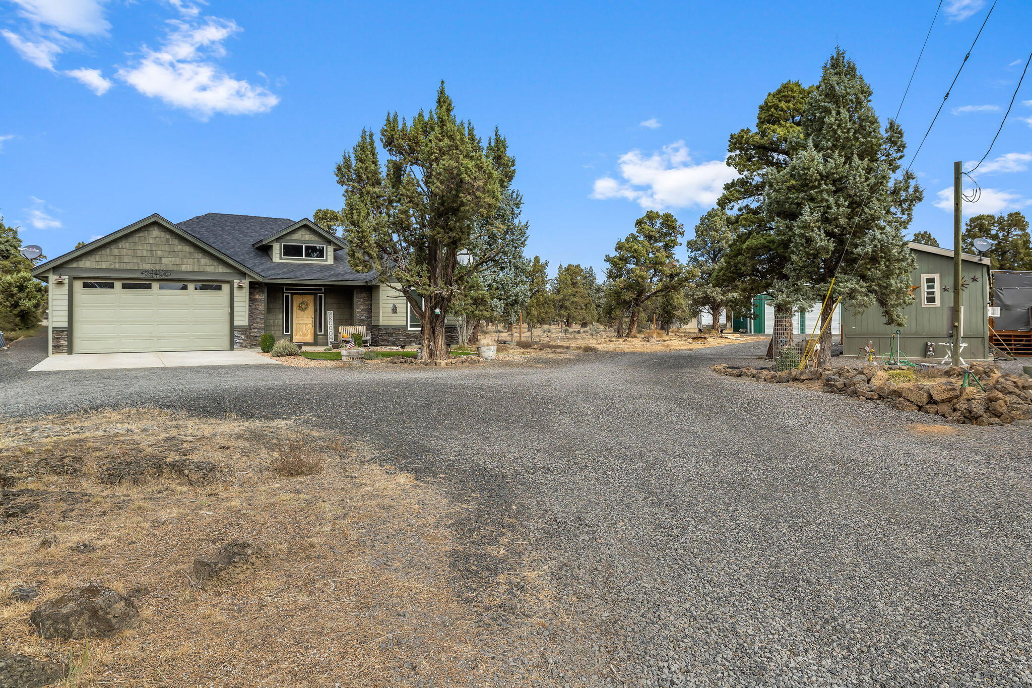 6490 Southwest Ermine Road Terrebonne, OR 97760 - Photo 4 of 53 3