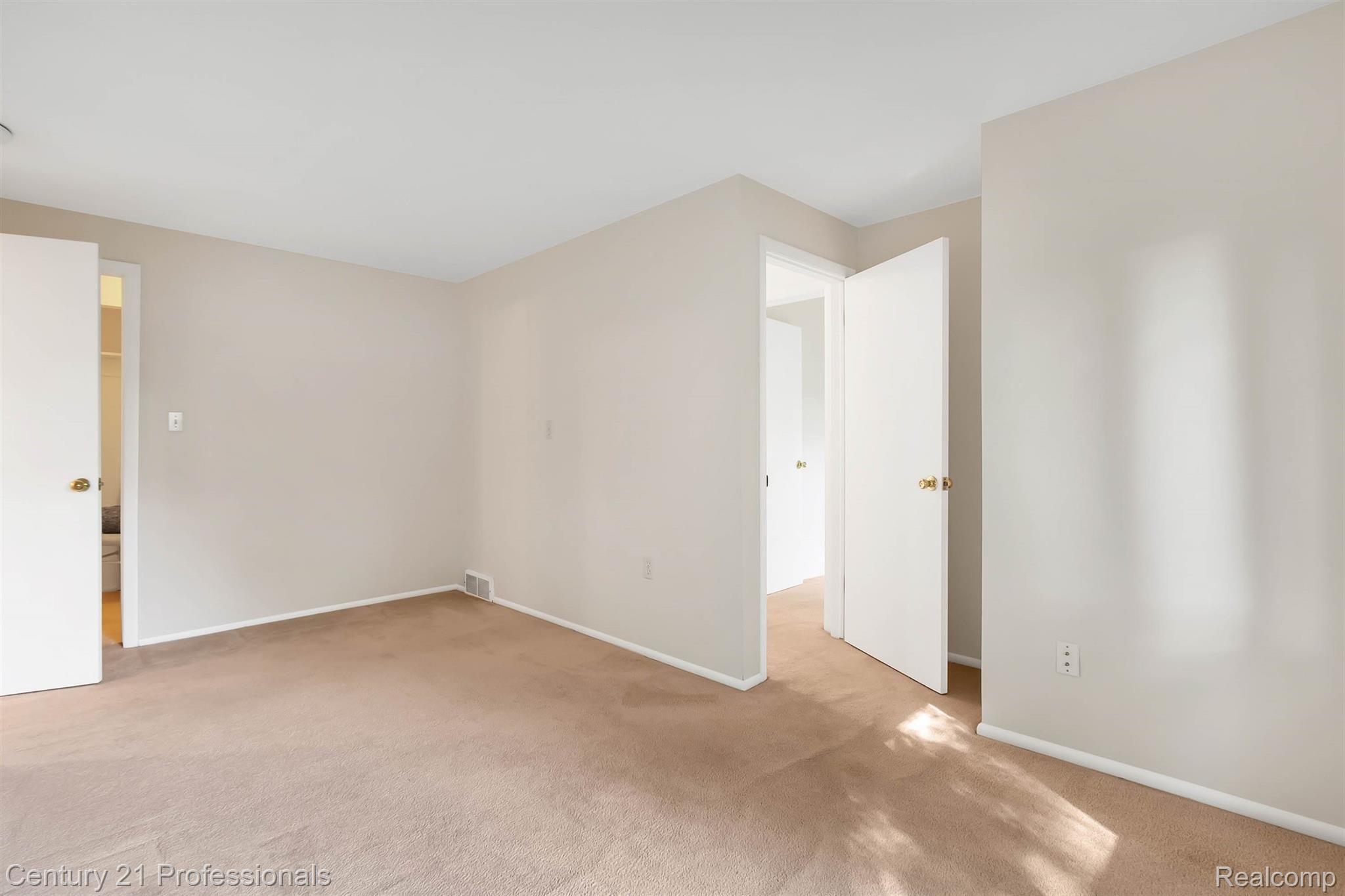308 North Rochester Road, Unit 16 Clawson, MI 48017 - Photo 17 of 23 24-308 N Rochester Rd Unit 16 -Wind.jpg