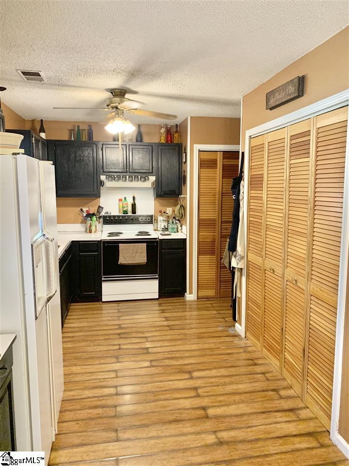 114 McCall Road Simpsonville, SC 29680 - Photo 21 of 36 Gallery Image 21