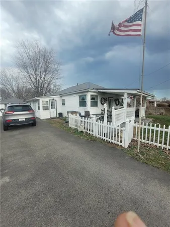 $100,000 | 109 Homeville Road, Waynesburg, PA 15370