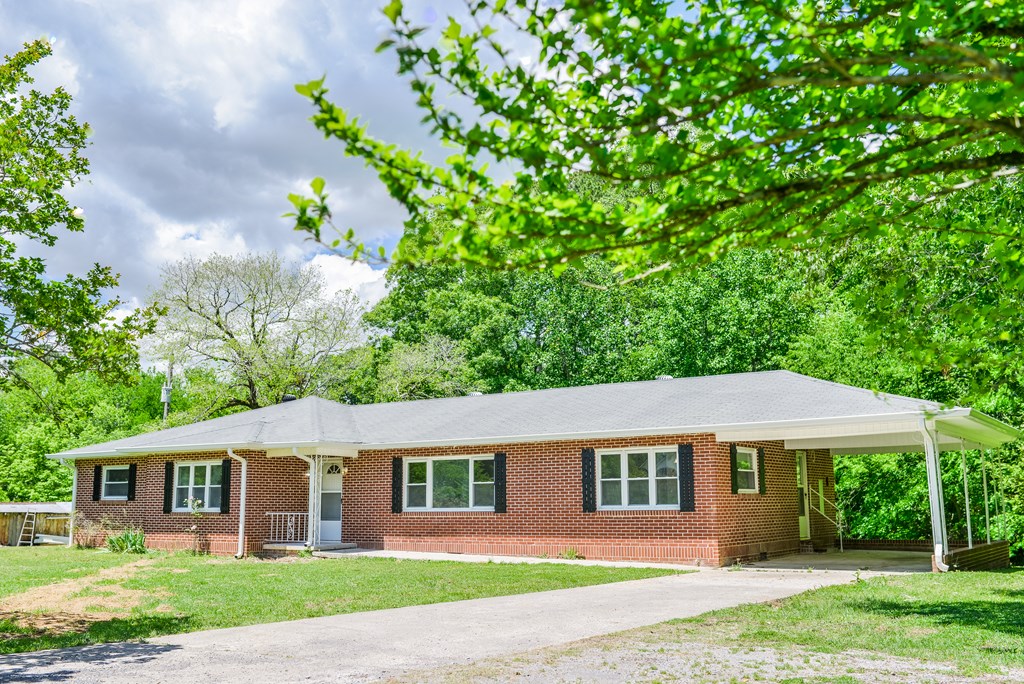 441 Dawnville Road Northeast Dalton, GA 30721 - Photo 8 of 41 Gallery Image 8