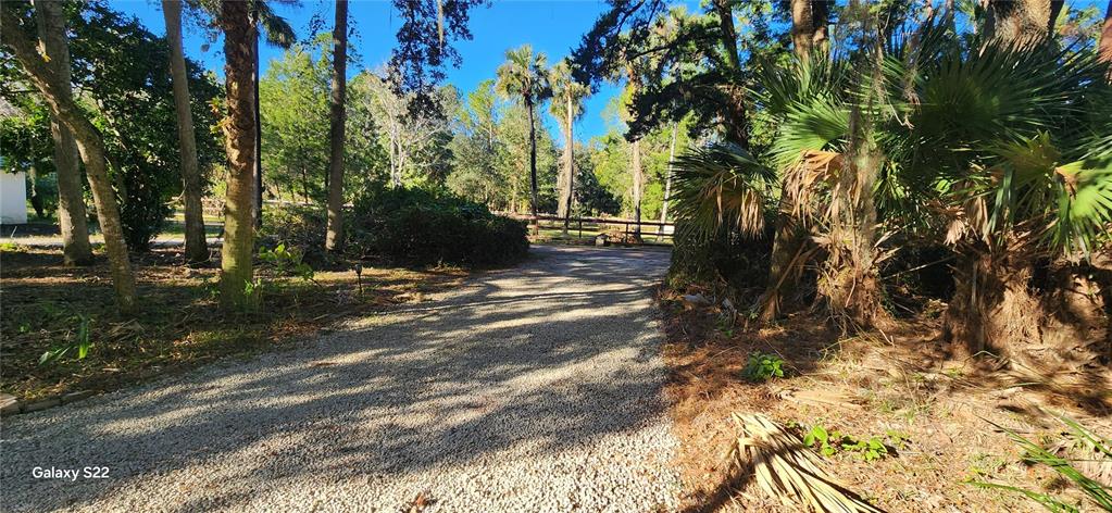 680 C R 5 East Bunnell, FL 32110 - Photo 33 of 37