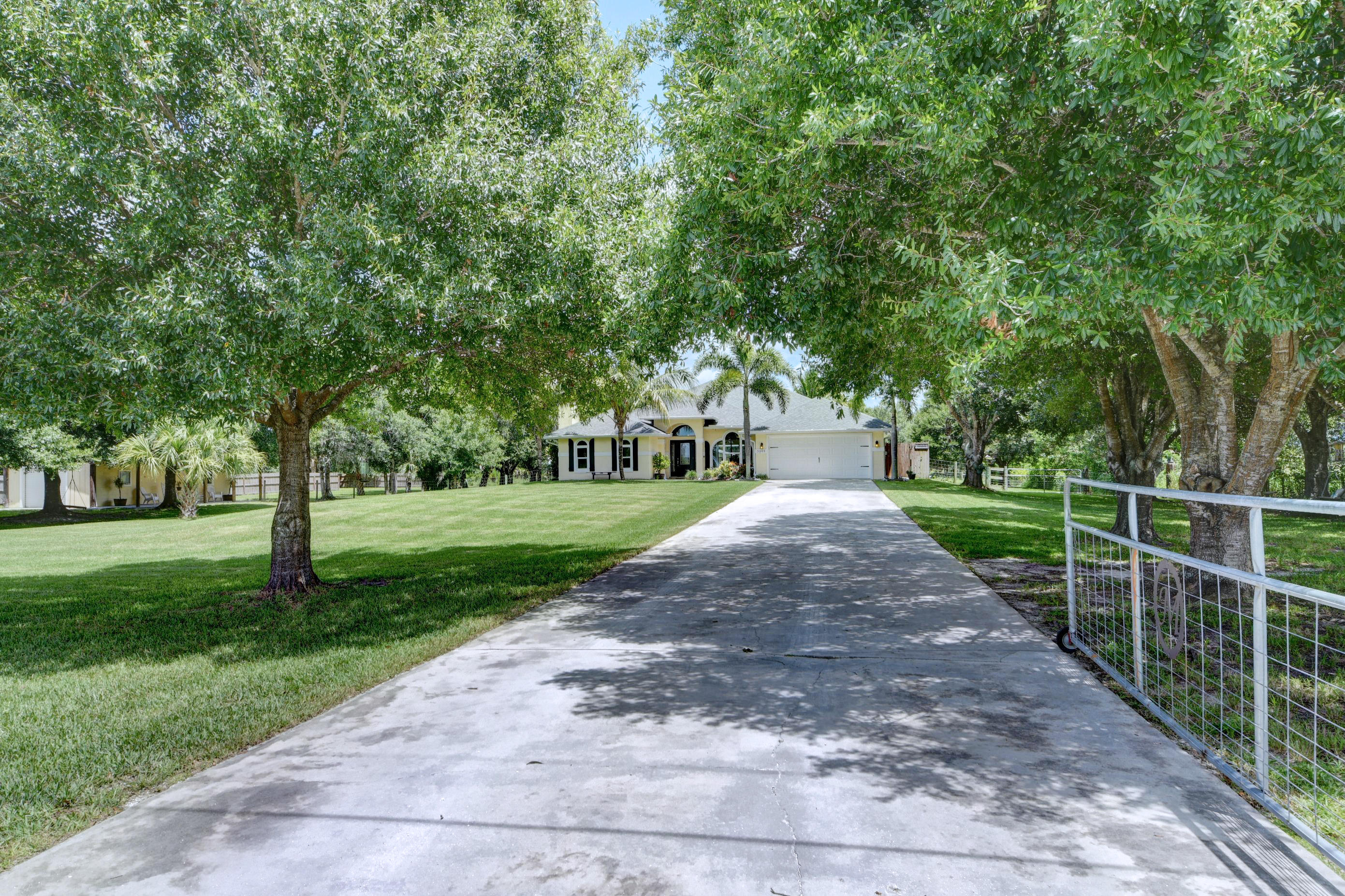 5960 Floyd Johnson Road Fort Pierce, FL 34947 - Photo 3 of 88 03_500_4415_6_7_8_9