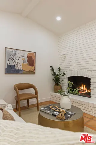 $1,249,000 | 1881 Hackett Avenue, Long Beach, CA 90815