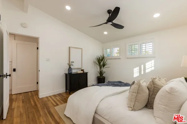 $1,275,000 | 1881 Hackett Avenue, Long Beach, CA 90815
