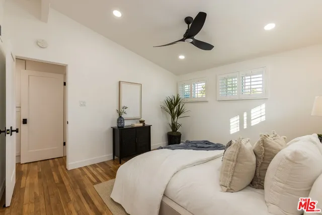 $1,249,000 | 1881 Hackett Avenue, Long Beach, CA 90815