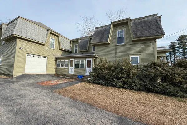 $595,000 | 17 Shawmut Street, Concord, NH 03301