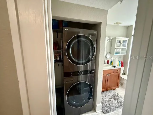 $2,600 | 210 22nd Avenue Northeast, Unit 2, St. Petersburg, FL 33704