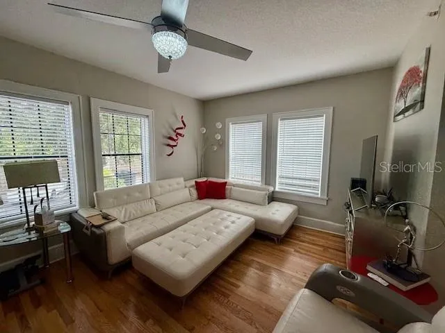 $2,600 | 210 22nd Avenue Northeast, Unit 2, St. Petersburg, FL 33704