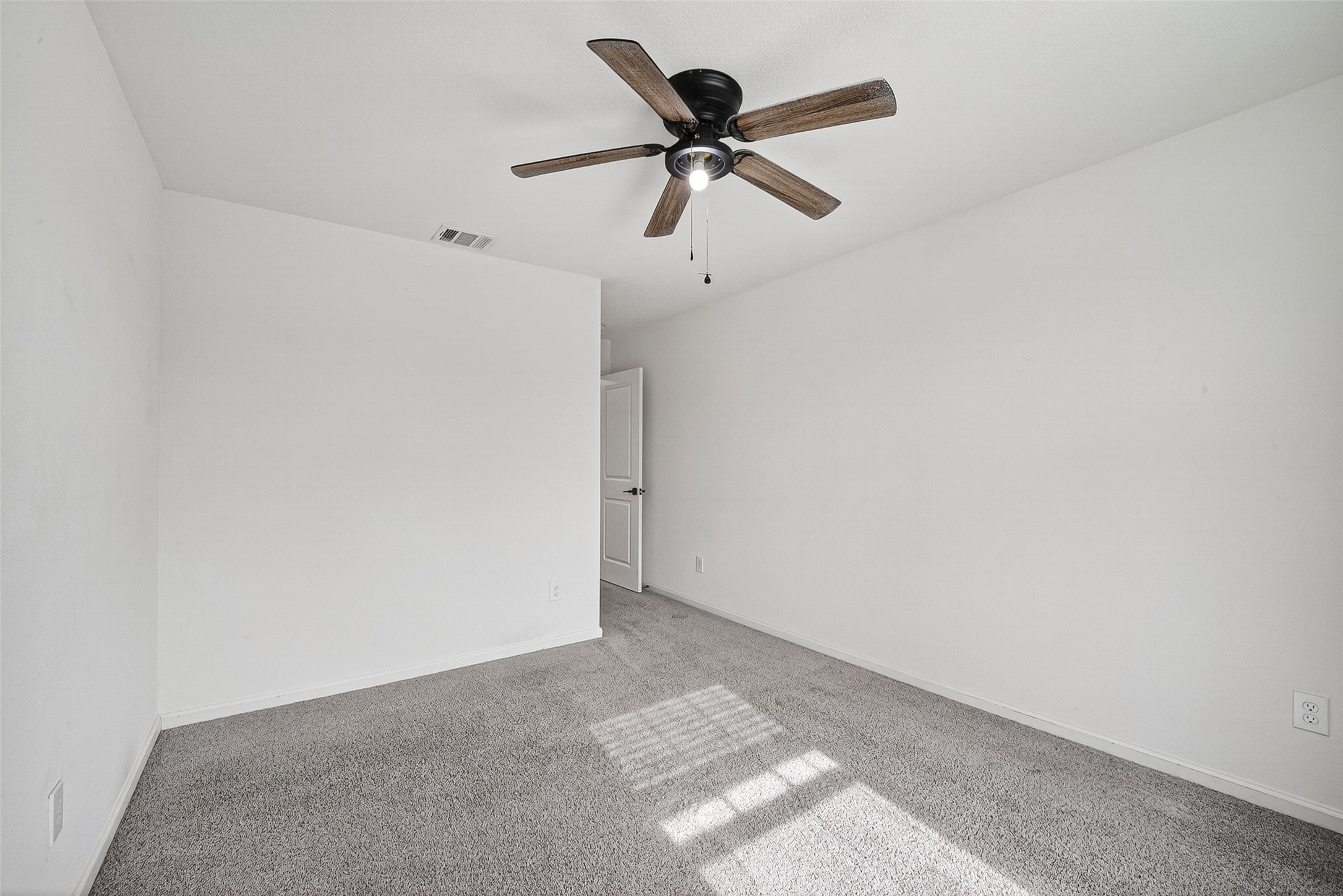 7518 Evitale Way Houston, TX 77049 - Photo 38 of 50