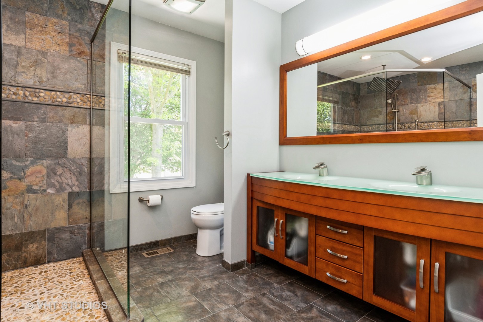 2272 Pontiac Circle Naperville, IL 60565 - Photo 6 of 14 a spacious bathroom with a sink a mirror and a toilet
