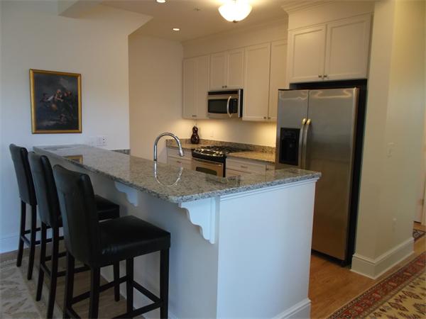 33 Intrepid Circle, Unit 407 Marblehead, MA 01945 - Photo 5 of 15 Gallery Image 5