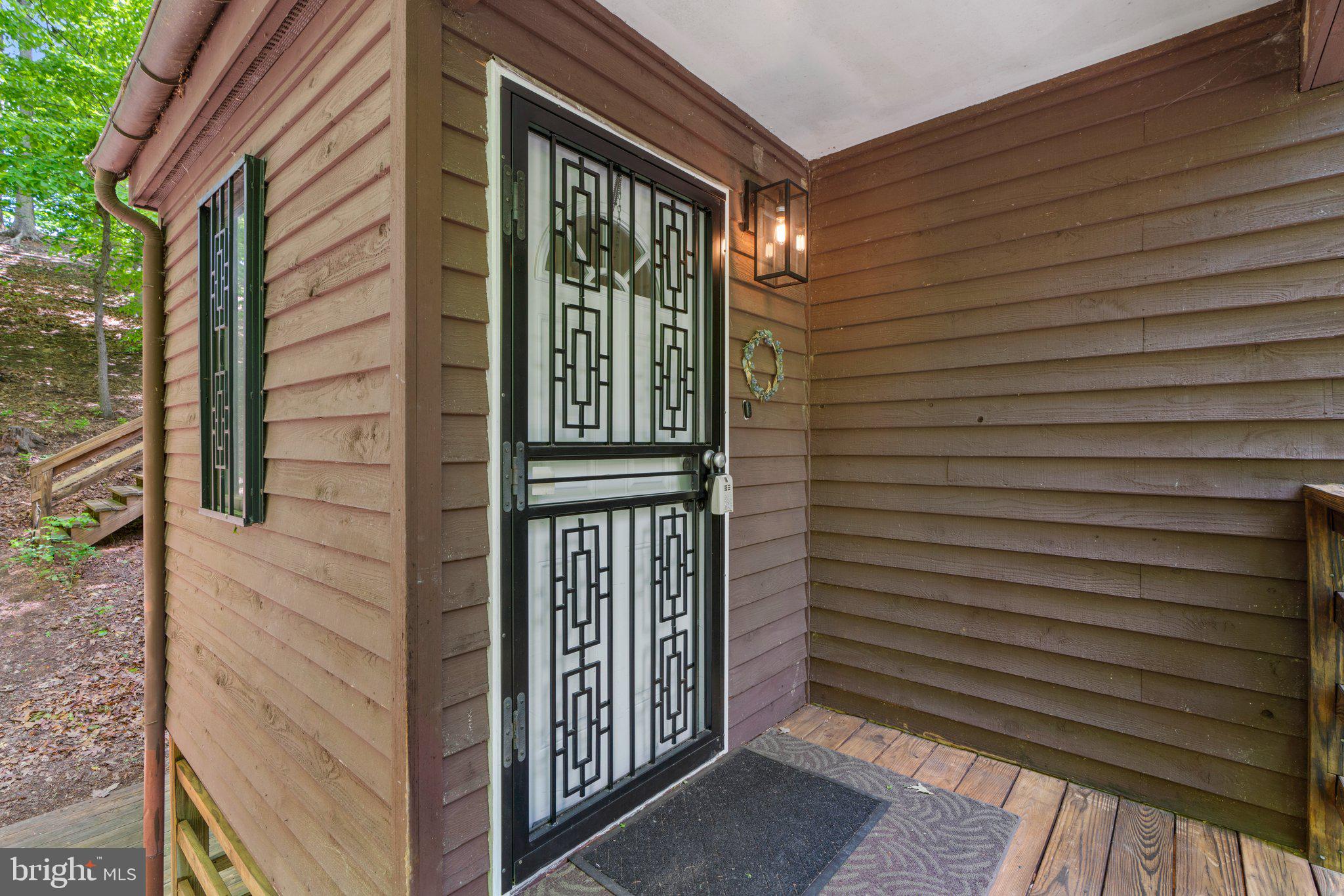 2704 Cool Spring Road Adelphi, MD 20783 - Photo 4 of 45