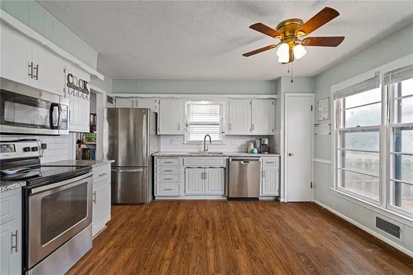 $275,000 | 610 Belton Avenue, Belton, MO 64012