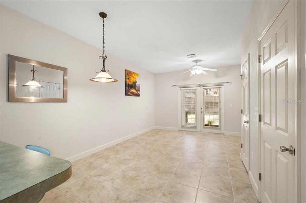 2945 Southwest 35th Place, Unit 137 Gainesville, FL 32608 - Photo 35 of 41
