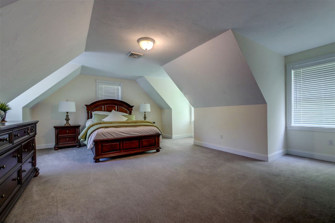 10 Candlewood Road Windham, NH 03087 - Photo 24 of 38