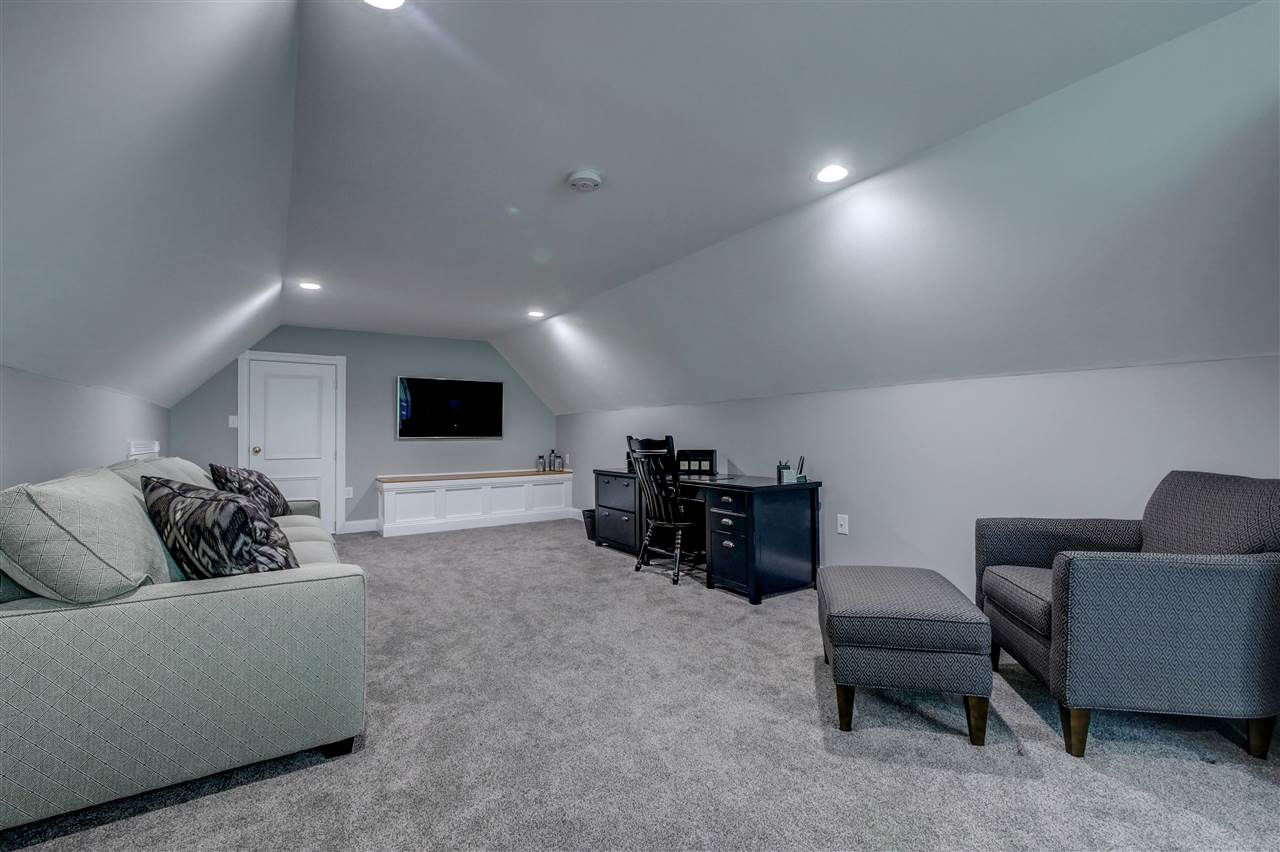 10 Candlewood Road Windham, NH 03087 - Photo 27 of 38