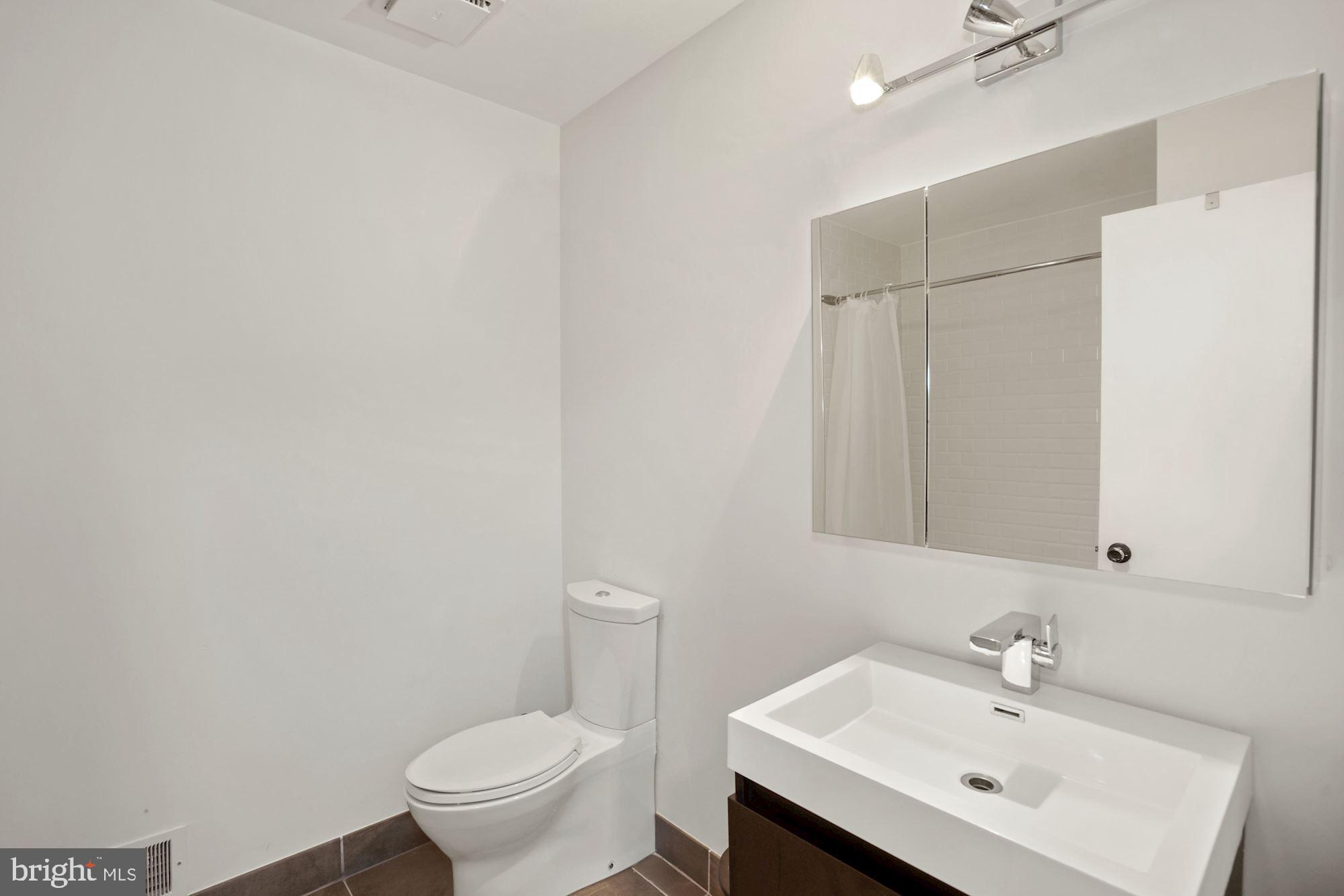 89 Catoctin Court Silver Spring, MD 20906 - Photo 25 of 29 Hall Way bathroom