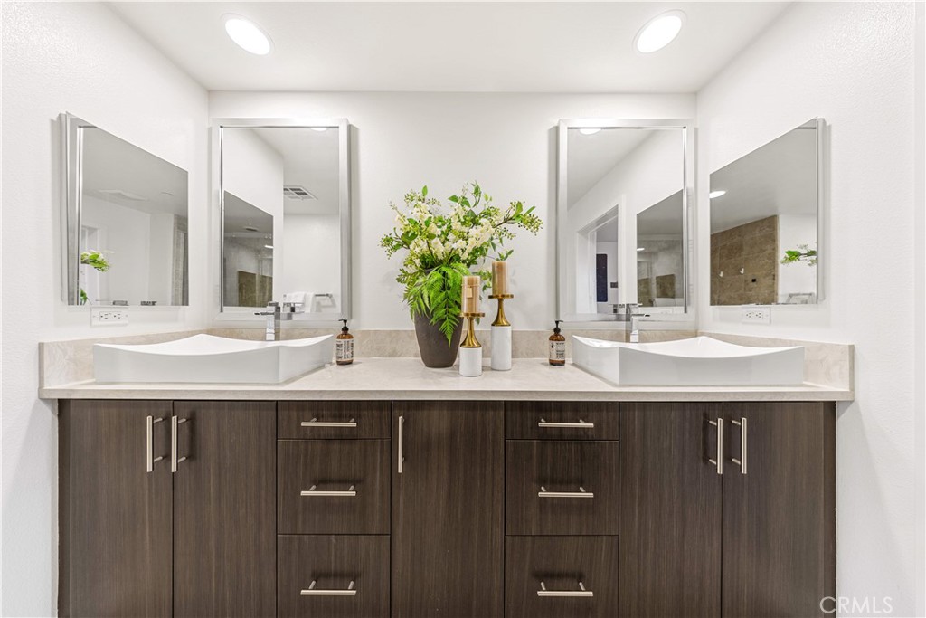 248 Rockefeller Irvine, CA 92612 - Photo 39 of 65 Gallery Image 39