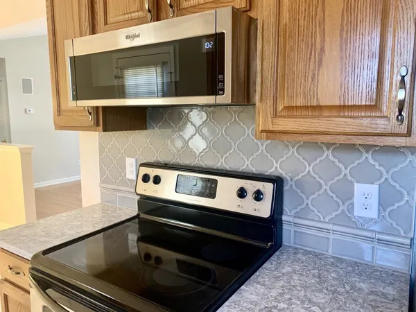 $1,850 | 205 Holland Ridge Drive, La Vergne, TN 37086