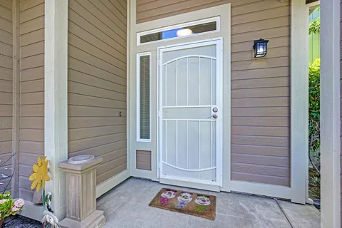 $425,000 | 520 Harling Court, Rio Linda, CA 95673