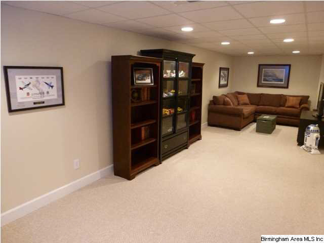 725 Ridgefield Way Odenville, AL 35120 - Photo 4 of 23