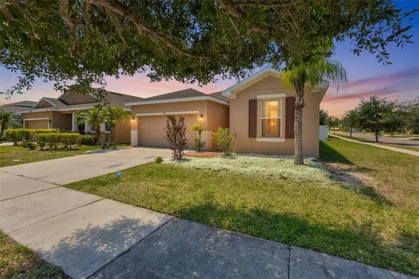 $305,000 | 401 Britton Shores Court, Ruskin, FL 33570