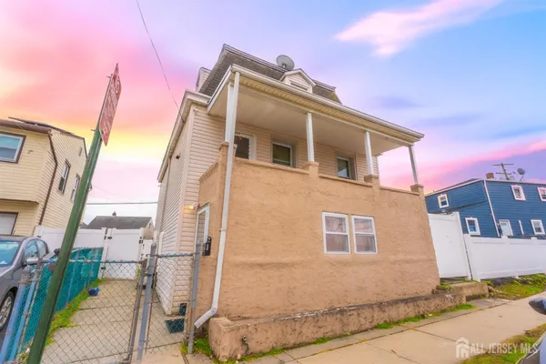 $450,000 | 439 Ashley Street, Perth Amboy, NJ 08861