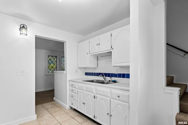 $120,000 | 1100 West Willcox Avenue, Peoria, IL 61604