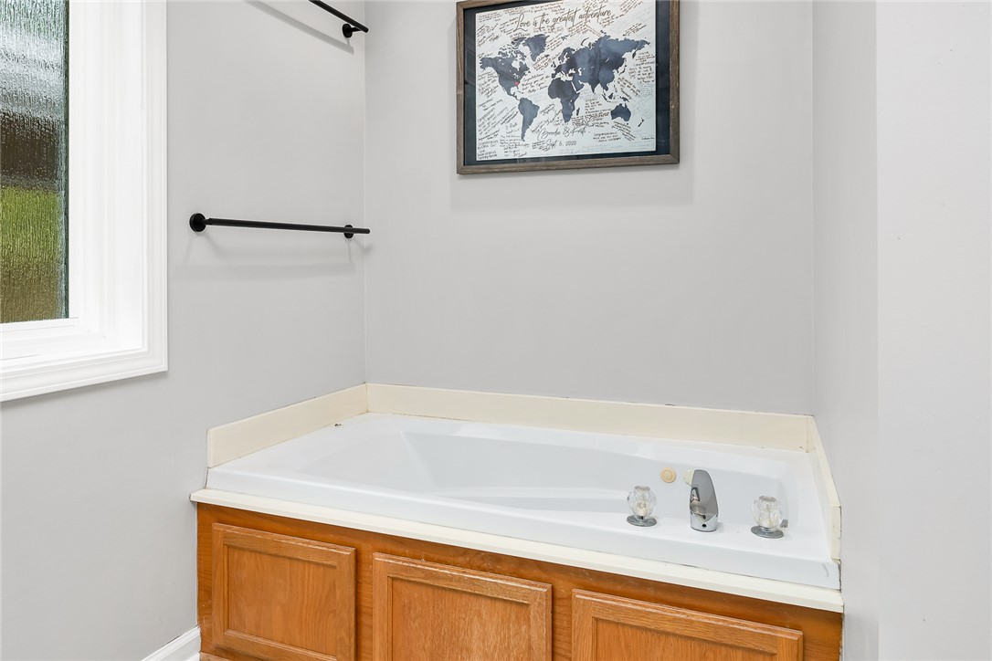 110 North Lyndsey Point Seneca, SC 29672 - Photo 20 of 37 Gallery Image 20