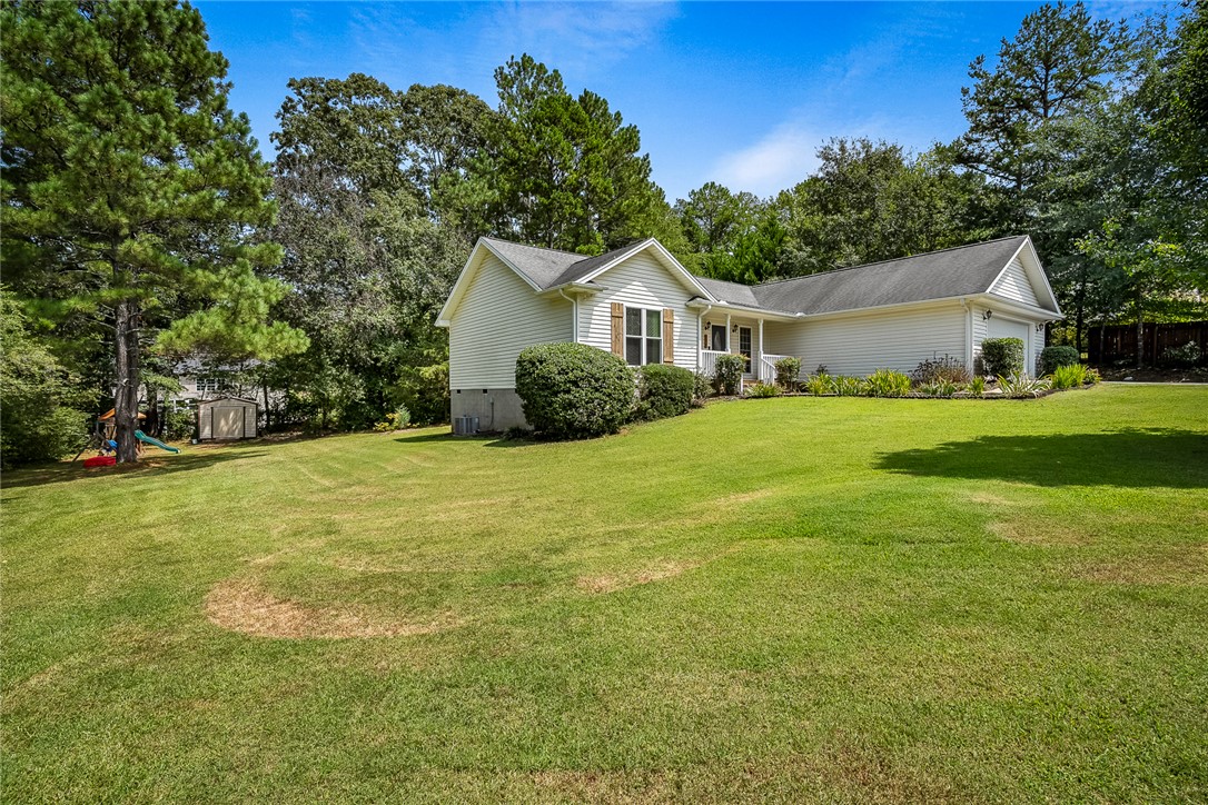 110 North Lyndsey Point Seneca, SC 29672 - Photo 31 of 37 Gallery Image 31