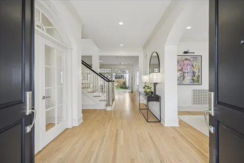 $2,550,000 | 3908 Arnold Street, West University Place, TX 77005