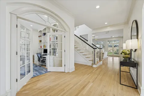 $2,550,000 | 3908 Arnold Street, West University Place, TX 77005