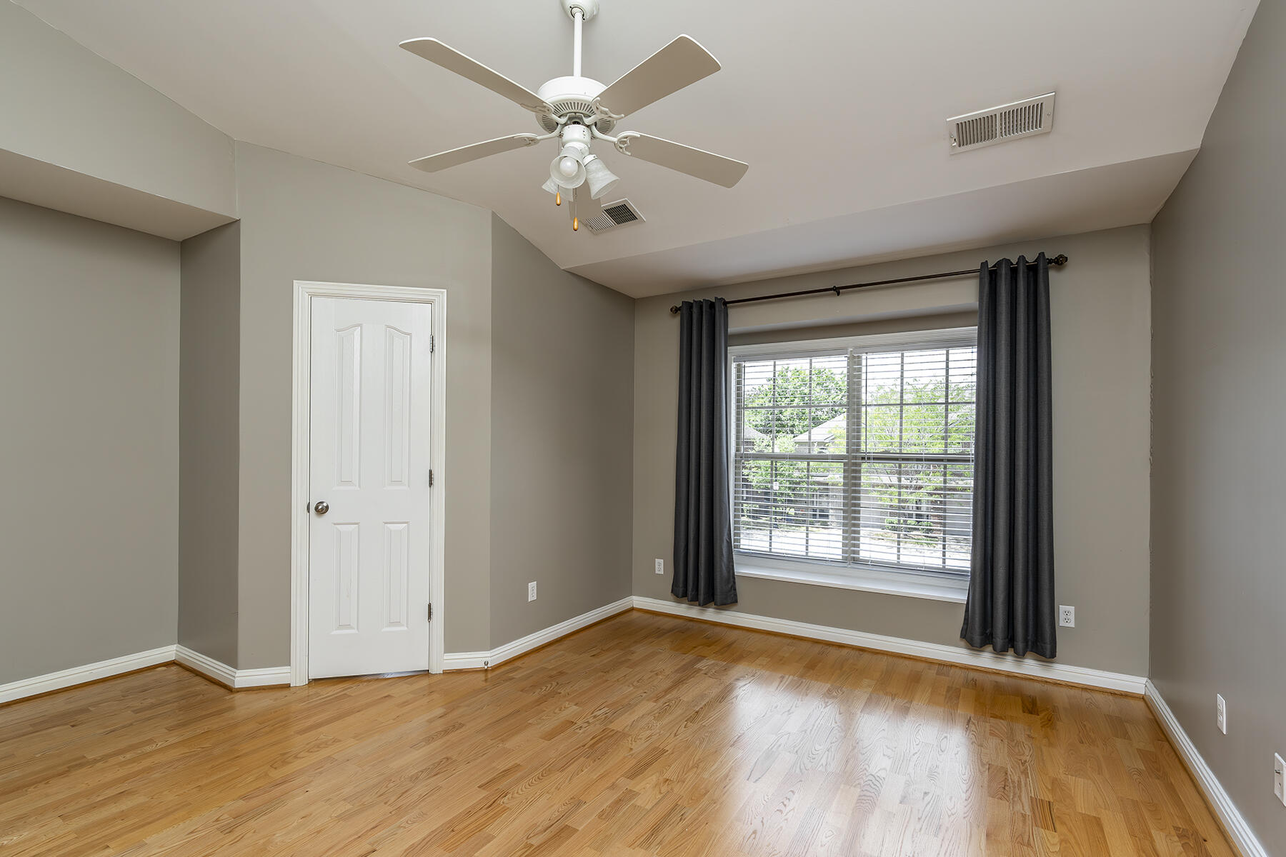 312 Broadleaf Lane Lexington, KY 40503 - Photo 23 of 31 312broad23