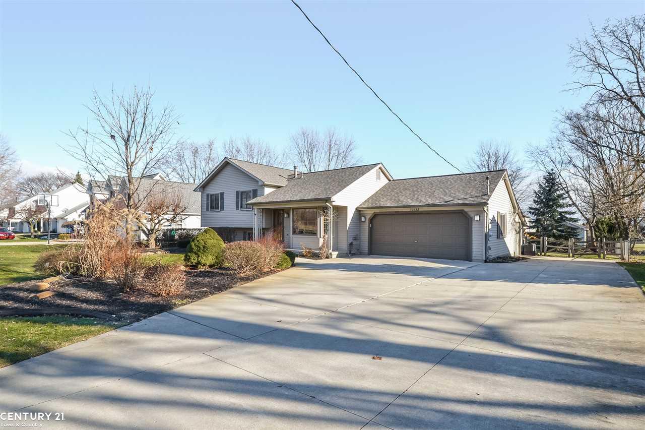 70558 Mellen Road Romeo, MI 48065 - Photo 3 of 47