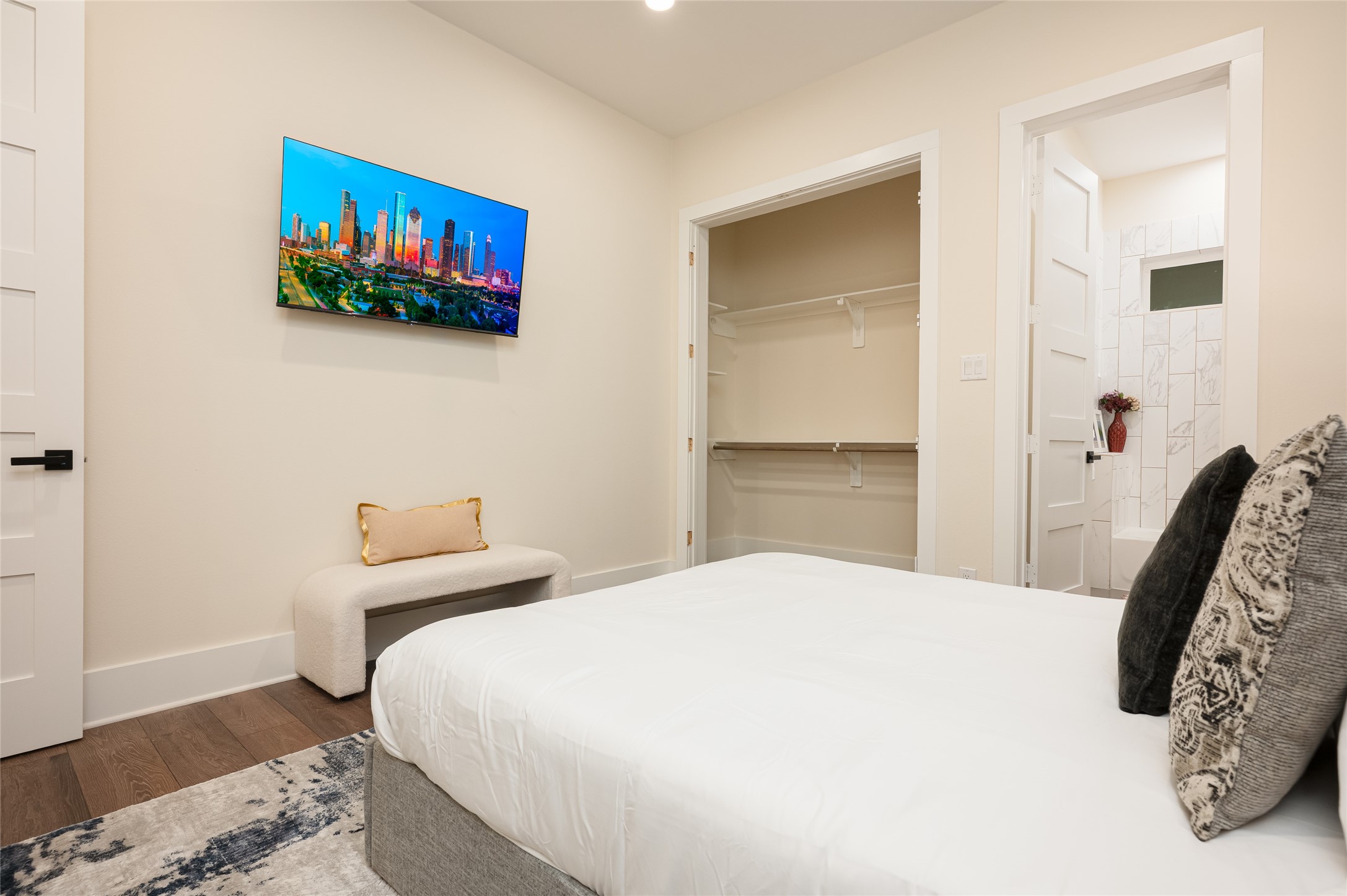 917 Thompson Street Houston, TX 77007 - Photo 16 of 48