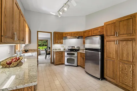 $349,900 | 4105 Upland Lane North, Plymouth, MN 55446