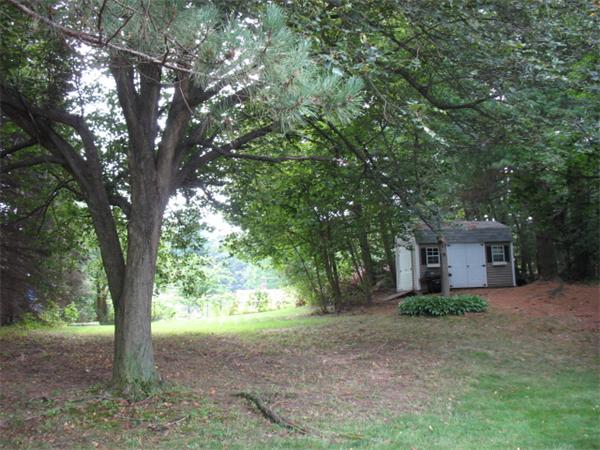 79 Gregory Road Framingham, MA 01701 - Photo 12 of 23