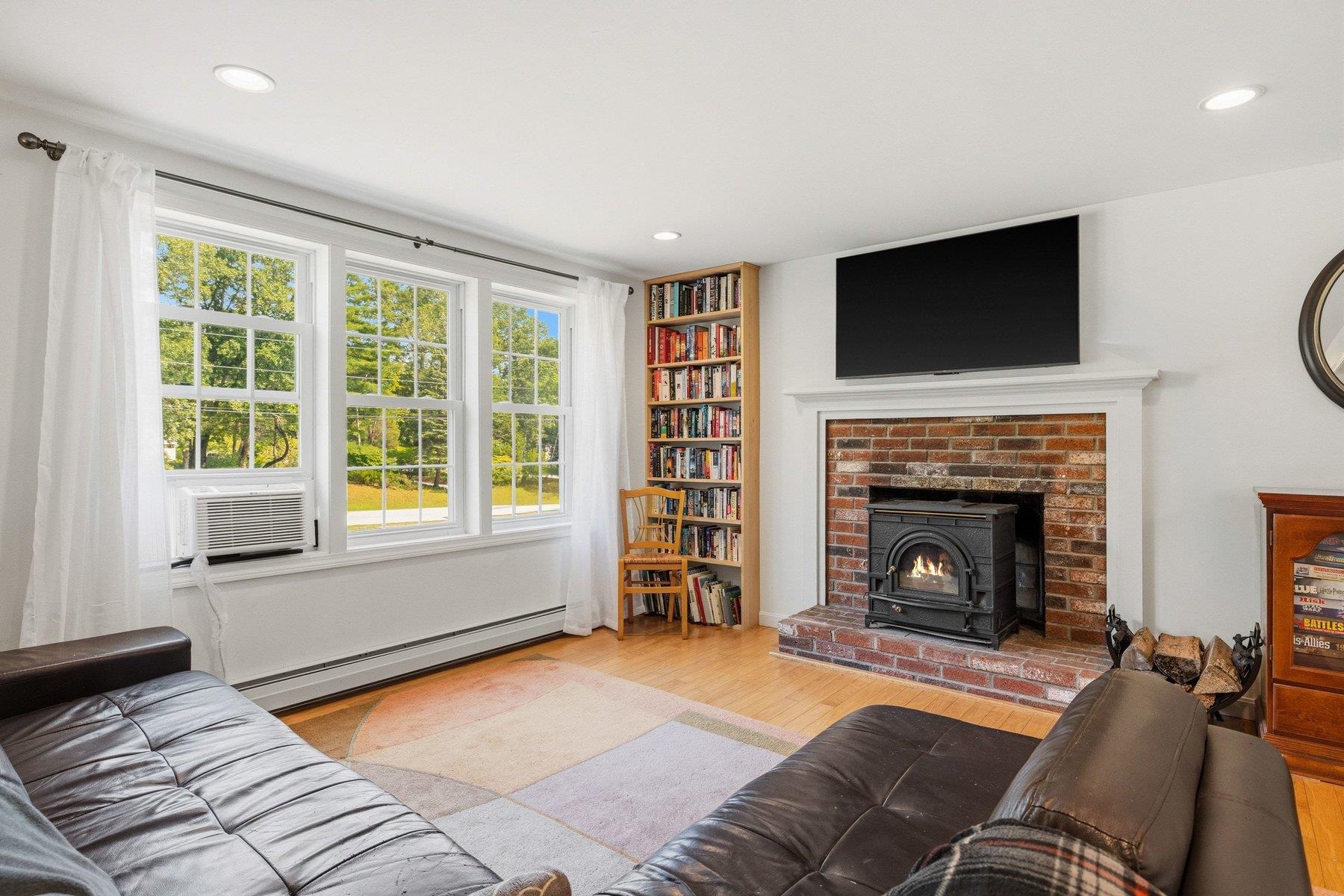 23 Birnum Woods Road Stratham, NH 03885 - Photo 9 of 45