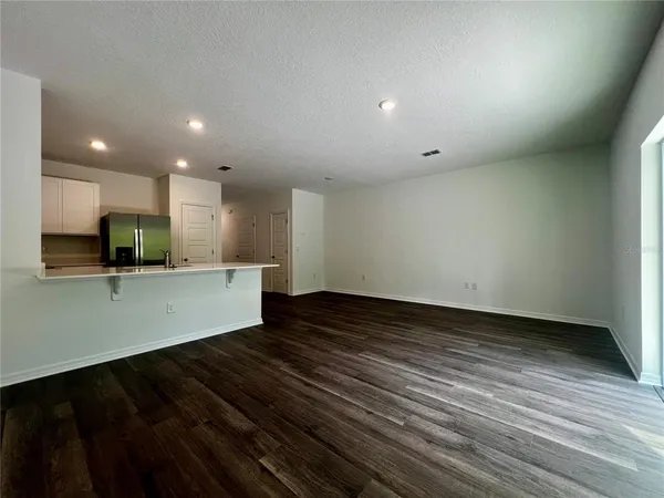 $2,190 | 2959 Canary Avenue, Davenport, FL 33837